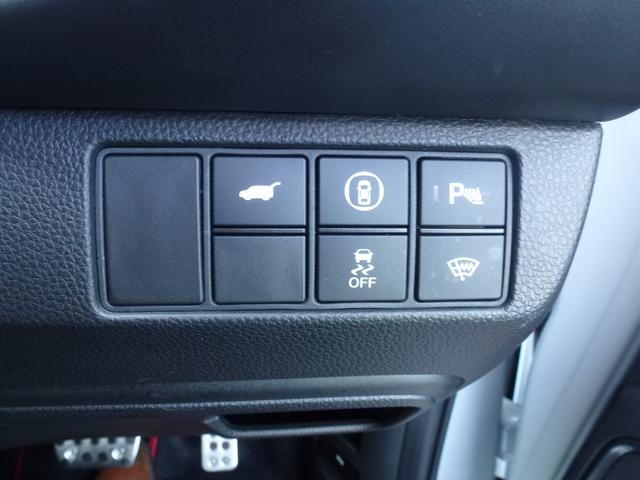 ヴェゼル ｅ：ＨＥＶＺ　ホンダ純正ギャザズナビゲーション９インチナビ，ＣＤ／ＤＶＤ、フルセグＴＶ、Ｍラック、ＵＳＢ、ＢＴＡ、バックカメラ、パーキングセンサー、運転席助手席シートヒーター、パワーデールゲート、ＬＥＤヘッドライト（37枚目）