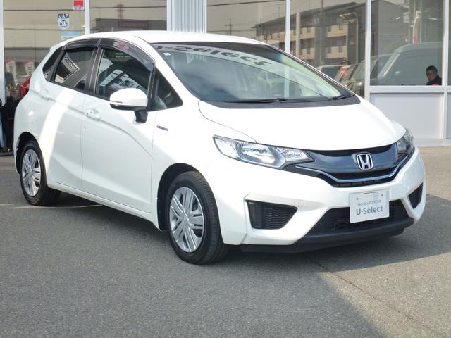 フィットハイブリッド Ｆパッケージ　純正８インチナビ　タイヤ４本新品　バックカメラ　純正フロントドラレコ　オートリトラミラー　ＥＴＣ　フルオートエアコン　禁煙車（8枚目）