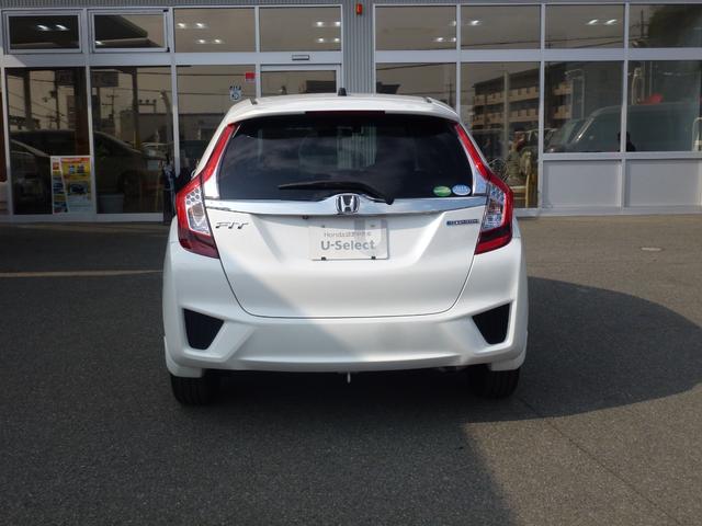 フィットハイブリッド Ｆパッケージ　純正８インチナビ　タイヤ４本新品　バックカメラ　純正フロントドラレコ　オートリトラミラー　ＥＴＣ　フルオートエアコン　禁煙車（13枚目）