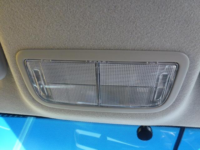 フィットハイブリッド Ｆパッケージ　純正８インチナビ　タイヤ４本新品　バックカメラ　純正フロントドラレコ　オートリトラミラー　ＥＴＣ　フルオートエアコン　禁煙車（28枚目）