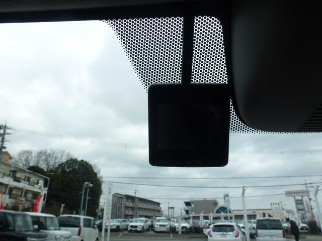 �O��Ƃ������h���C�u���R�[�_�[�t���B�������̎������S�ł��B