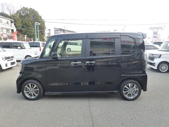 N-BOXカスタム L 純正ドライブレコーダー前後ナビ連動 純正8インチギャザズナビ シートヒーター 両側パワースライドドア DVD リア席シートバックテーブル フルセグ ブレーキホールド(8枚目)