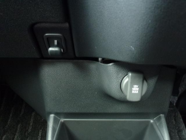 N-BOXカスタム ターボコーディネートスタイル 純正ドライブレコーダー前後 純正8インチギャザズナビ サイドカーテンエアバック 両側パワースライドドア Bluetoothaudio シートヒーター リア席サンシェード パドルシフト(33枚目)