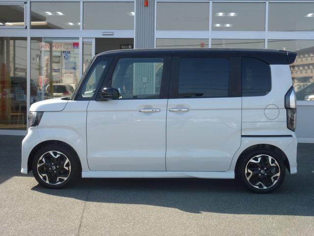 Ｎ－ＢＯＸカスタム Ｇ・Ｌターボホンダセンシング　２トーンカラー　純正７インチギャザズナビ　ドライブレコーダー　両側パワースライドドア　ＤＶＤ　サイドカーテンエアバック　フルセグ　パドルシフト　リア席サンシェード（10枚目）