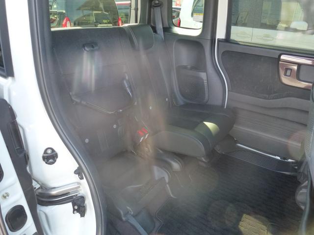 Ｎ－ＢＯＸカスタム Ｇ・Ｌターボホンダセンシング　２トーンカラー　純正７インチギャザズナビ　ドライブレコーダー　両側パワースライドドア　ＤＶＤ　サイドカーテンエアバック　フルセグ　パドルシフト　リア席サンシェード（25枚目）