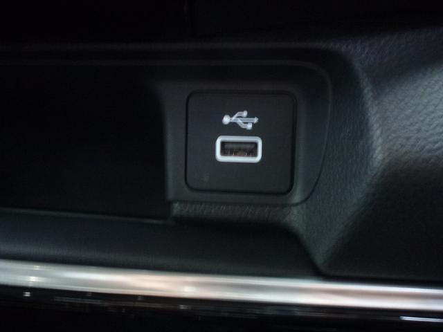 ヴェゼル ｅ：ＨＥＶＺ　全周囲カメラ　ワイヤレス充電器　純正ドラレコ３カメラ　サイドカーテンエアバックブレーキホールド　ＵＳＢ　ステアリングヒーター　パワーテールゲート（23枚目）