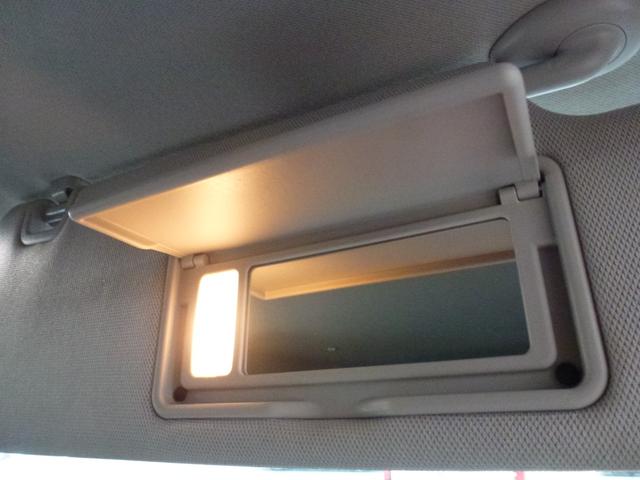 ヴェゼル ｅ：ＨＥＶＺ　全周囲カメラ　ワイヤレス充電器　純正ドラレコ３カメラ　サイドカーテンエアバックブレーキホールド　ＵＳＢ　ステアリングヒーター　パワーテールゲート（40枚目）