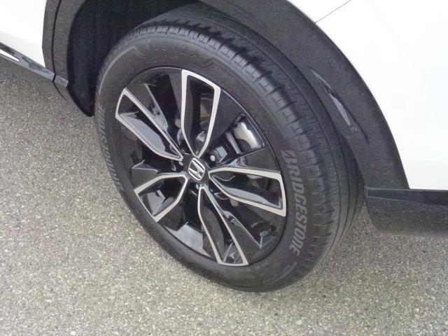 ヴェゼル ｅ：ＨＥＶＺ　全周囲カメラ　ワイヤレス充電器　純正ドラレコ３カメラ　サイドカーテンエアバックブレーキホールド　ＵＳＢ　ステアリングヒーター　パワーテールゲート（52枚目）