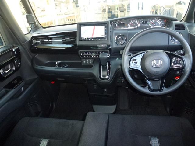 Ｎ－ＢＯＸカスタム Ｌ　両側パワースライドドア　フロントドラレコナビ連動　パーキングセンサー　サイドカーテンエアバック　リア席シートバックテーブル　ＵＳＢ　シートヒーター　Ｂｌｕｅｔｏｏｔｈａｕｄｉｏ　禁煙車（7枚目）