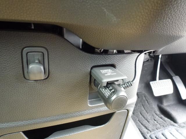 Ｎ－ＢＯＸカスタム Ｌターボ　パドルシフト　サイドカーテンエアバック　両側パワースライドドア　オートリトラミラー　シートバックテーブル　シートヒーター（33枚目）
