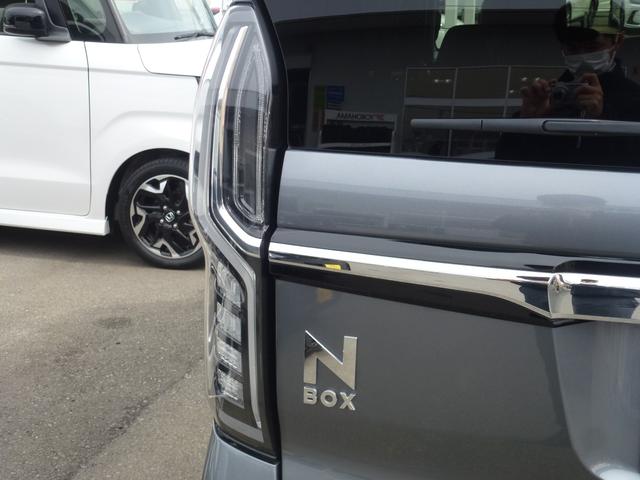 Ｎ－ＢＯＸカスタム Ｌターボ　パドルシフト　サイドカーテンエアバック　両側パワースライドドア　オートリトラミラー　シートバックテーブル　シートヒーター（53枚目）