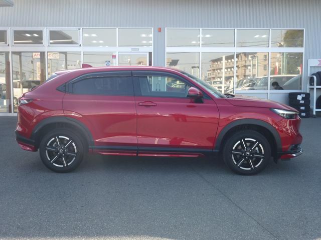 ヴェゼル ｅ：ＨＥＶＸ　純正９インチギャザズナビ　ワイヤレス充電器　サイドカーテンエアバック　電子パーキングブレーキ　パーキングセンサー　Ｂｌｕｅｔｏｏｔｈａｕｄｉｏ　ＥＴＣ２．０（11枚目）