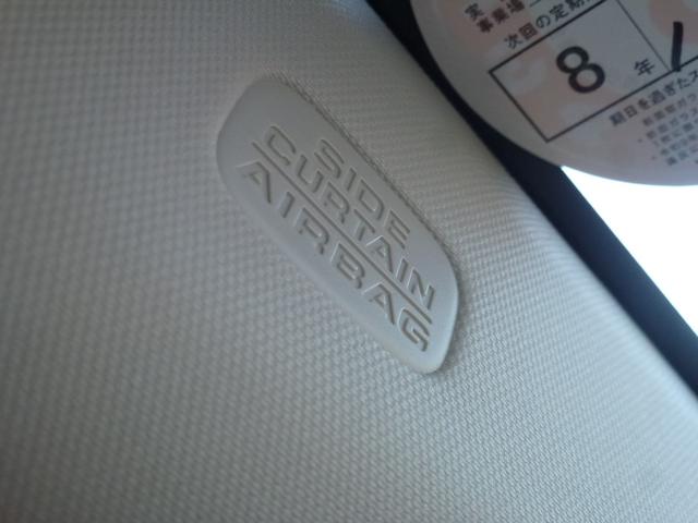 ヴェゼル ｅ：ＨＥＶＸ　純正９インチギャザズナビ　ワイヤレス充電器　サイドカーテンエアバック　電子パーキングブレーキ　パーキングセンサー　Ｂｌｕｅｔｏｏｔｈａｕｄｉｏ　ＥＴＣ２．０（41枚目）