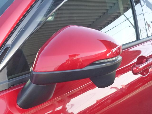 ヴェゼル ｅ：ＨＥＶＸ　純正９インチギャザズナビ　ワイヤレス充電器　サイドカーテンエアバック　電子パーキングブレーキ　パーキングセンサー　Ｂｌｕｅｔｏｏｔｈａｕｄｉｏ　ＥＴＣ２．０（51枚目）