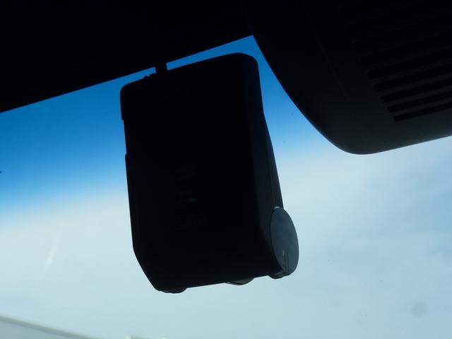 Ｎ－ＢＯＸカスタム Ｇ・Ｌホンダセンシング　左側ハンズフリースライドドア　純正８インチギャザズナビ　純正ナビ連動ドラレコ前　純正ドラレコ後単体　オートリトラミラー　サイドカーテンエアバック　Ｂｌｕｅｔｏｏｔｈａｕｄｉｏ（7枚目）