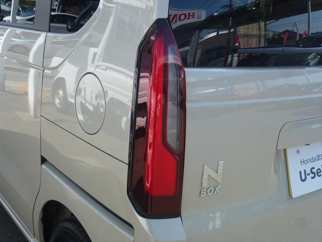 Ｎ－ＢＯＸ ファッションスタイル　純正ドラレコ前後ナビ連動　純正８インチギャザズナビ　ＵＳＢ　サイドカーテンエアバック　シートヒーター　電子パーキングブレーキ　リア席シートバックテーブル（53枚目）