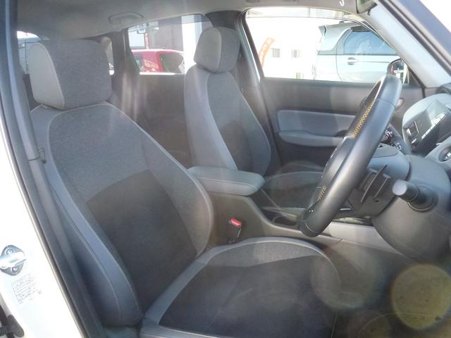 フィット ｅ：ＨＥＶＲＳ　純正ドラレコ前後ナビ連動　純正９インチギャザズナビ　サイドカーテンエアバック　パーキングセンサー　ＵＳＢ　電子パーキングブレーキ　パドルシフト　ＤＶＤ　バックカメラ（21枚目）