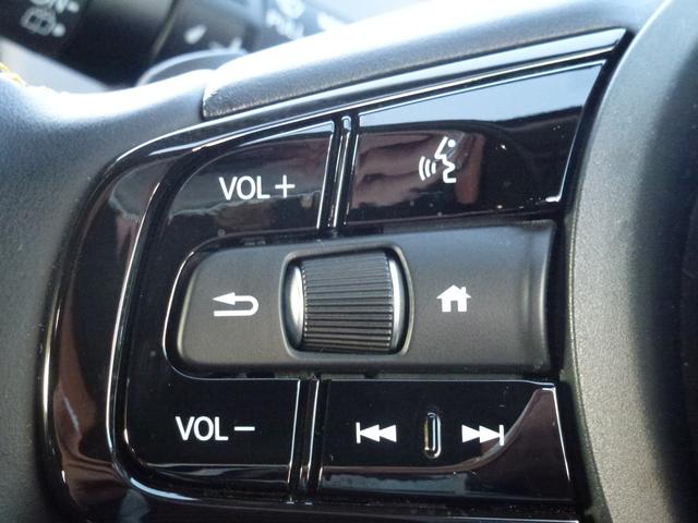 フィット ｅ：ＨＥＶＲＳ　純正ドラレコ前後ナビ連動　純正９インチギャザズナビ　サイドカーテンエアバック　パーキングセンサー　ＵＳＢ　電子パーキングブレーキ　パドルシフト　ＤＶＤ　バックカメラ（29枚目）