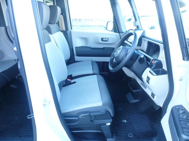 N-BOX ベースグレード 元レンタカー 9インチ純正ナビ ドラレコ前後室内 ETC アップルカープレイ シートヒーター(10枚目)