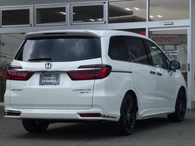 ���z���_�t�|�r����������������o������S�̂��񑩁��T�D�S���̒��ÎԂɑ�O�ҋ@�֔��s�́u�ԗ���ԏؖ����v�t���B���̗̂L����L�Y�̏�Ԃ���ڂŕ�����Ղ��������������܂��B