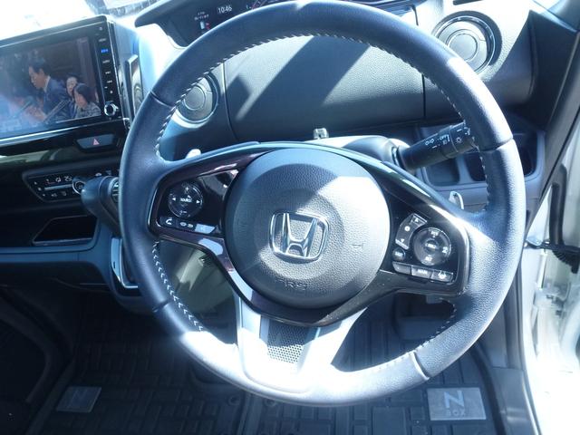 Ｎ－ＢＯＸカスタム Ｇ・Ｌターボホンダセンシング　２トーンカラースタイル　バーバパパフロアマット　パドルシフト　サイドカーテンエアバック　両側パワースライドドア　純正９インチギャザズナビ　リア席サンシェード　ＵＳＢ（26枚目）