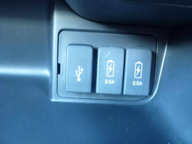 Ｎ－ＢＯＸカスタム Ｇ・Ｌターボホンダセンシング　２トーンカラースタイル　バーバパパフロアマット　パドルシフト　サイドカーテンエアバック　両側パワースライドドア　純正９インチギャザズナビ　リア席サンシェード　ＵＳＢ（33枚目）