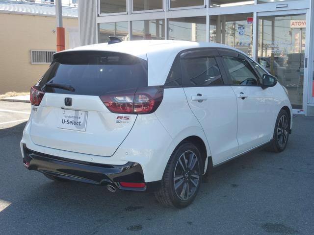 フィット ｅ：ＨＥＶＲＳ　純正ドラレコ前後　純正ナビ　ＥＴＣ２．０　バックカメラ　ＬＥＤヘッドライト　サイドカーテンエアバック　フルオートエアコン　電子パーキングブレーキ　禁煙車（14枚目）