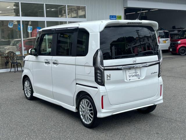 Ｌターボ　純正ドライブレコーダーナビ連動３カメラ　純正ギャザズナビ９インチ　サイドカーテンエアバック　パドルシフト　電子パーキング　フルセグ　ＣＤ　ＤＶＤ　ＵＳＢ　ＢＴＡ　バックカメラ　セキュリティ　リヤカメラ（画像16）