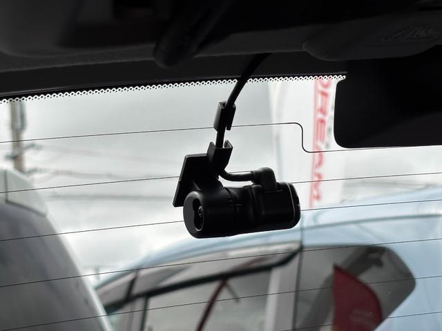 ホーム　弊社元試乗車　純正８インチナビ　純正ドラレコ前後　ＬＥＤヘッドライト　サイドカーテンエアバック　ＥＴＣ　Ｂｌｕｅｔｏｏｔｈａｕｄｉｏ　フルセグ　踏み間違い防止　デモカーＵＰ　Ｐセンサー　ＢＴオーディオ（画像6）