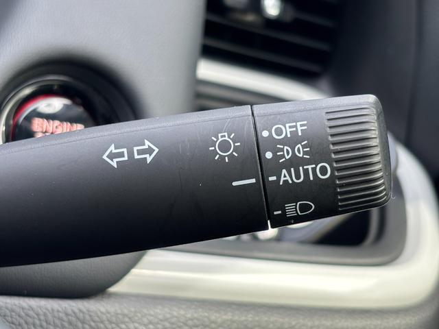ホーム　弊社元試乗車　純正８インチナビ　純正ドラレコ前後　ＬＥＤヘッドライト　サイドカーテンエアバック　ＥＴＣ　Ｂｌｕｅｔｏｏｔｈａｕｄｉｏ　フルセグ　踏み間違い防止　デモカーＵＰ　Ｐセンサー　ＢＴオーディオ（画像30）