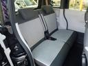 リアシートもゆとりのある足元です。