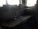 リア席もゆとりのある足元です。