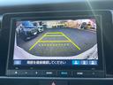 バック駐車が苦手な方や、初めてのお車で不安な方でも後方をナビ画面に映してくれるので、ラクラク停められます。