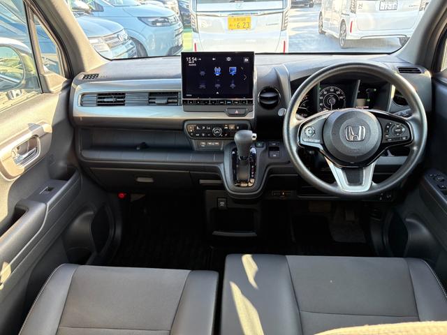 Ｎ－ＷＧＮ Ｌスタイル＋ビター　純正９インチナビ　ＣＤ　ＤＶＤ　ＲＡＤＩＯ　ミュージックラック　フルセグ　Ｂｌｕｅｔｏｏｔｈ　バックカメラ　フルオートエアコン　シートヒーター　ＥＴＣ（4枚目）