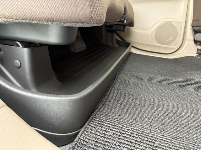 Ｎ－ＷＧＮ Ｇ・Ｌパッケージ　純正７インチナビ　ＣＤ　ＦＭ　ＡＭ　ＴＶ　Ｂｌｕｅｔｏｏｔｈ　バックカメラ　フルオートエアコン　ドアバイザー　フロアマット　ＥＴＣ（17枚目）