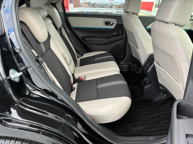 ヴェゼル e:HEVZ・PLaYパッケージ 純正コネクトナビ TV フルセグ Bluetooth バックカメラ フルオートエアコン シートヒーター ETC2.0 パワーテールゲート ドラレコ(17枚目)