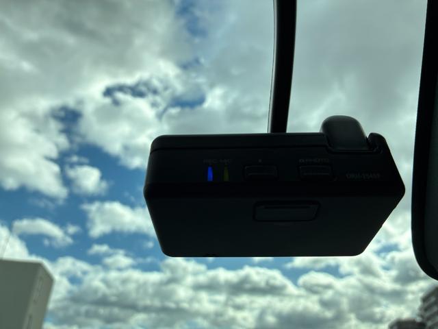 ヴェゼル e:HEVZ・PLaYパッケージ 純正コネクトナビ TV フルセグ Bluetooth バックカメラ フルオートエアコン シートヒーター ETC2.0 パワーテールゲート ドラレコ(30枚目)