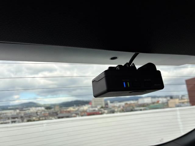 ヴェゼル e:HEVZ・PLaYパッケージ 純正コネクトナビ TV フルセグ Bluetooth バックカメラ フルオートエアコン シートヒーター ETC2.0 パワーテールゲート ドラレコ(35枚目)