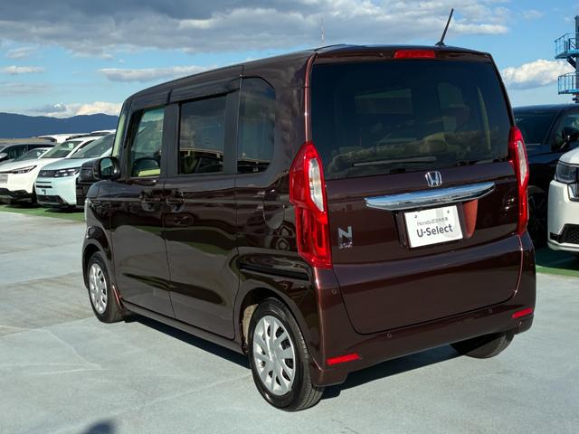 Ｎ－ＢＯＸ Ｌ　純正ナビ　ＣＤ　ＤＶＤ　ＡＭ　ＦＭ　フルセグ　ミュージックラック　Ｂｌｕｅｔｏｏｔｈ　バックカメラ　シートヒーター　シートバックテーブル　左側電動パワースライドドア（8枚目）