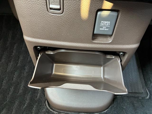 Ｎ－ＢＯＸ Ｌ　純正ナビ　ＣＤ　ＤＶＤ　ＡＭ　ＦＭ　フルセグ　ミュージックラック　Ｂｌｕｅｔｏｏｔｈ　バックカメラ　シートヒーター　シートバックテーブル　左側電動パワースライドドア（25枚目）