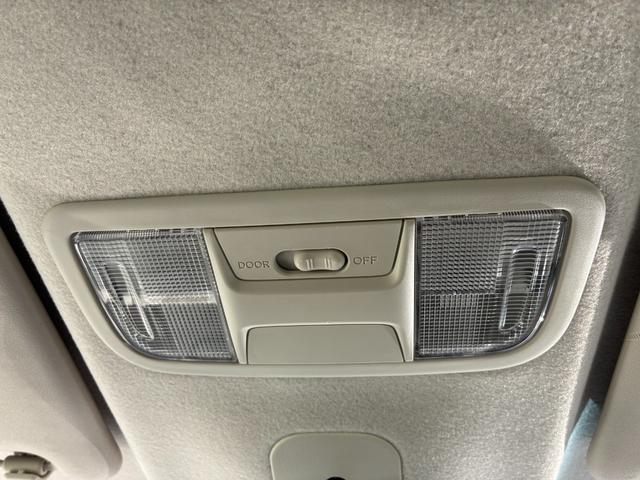 Ｎ－ＢＯＸ Ｌ　純正ナビ　ＣＤ　ＤＶＤ　ＡＭ　ＦＭ　フルセグ　ミュージックラック　Ｂｌｕｅｔｏｏｔｈ　バックカメラ　シートヒーター　シートバックテーブル　左側電動パワースライドドア（30枚目）