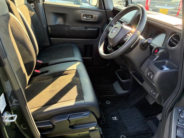 室内は専用業者によるクリーニング実施済み！除菌・消臭はバッチリ！是非実車をご覧くださいませ！