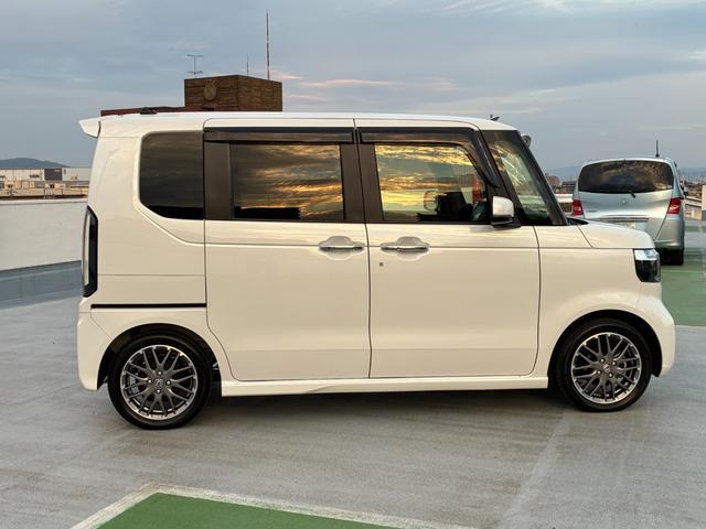 N-BOXカスタム ターボ 純正ナビ TV フルセグ Bluetooth AM FM バックカメラ シートヒーター フルオートエアコン 電子パーキング ETC 両側電動パワースライドドア 前後ドラレコ(11枚目)