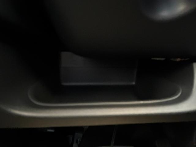 N-BOXカスタム ターボ 純正ナビ TV フルセグ Bluetooth AM FM バックカメラ シートヒーター フルオートエアコン 電子パーキング ETC 両側電動パワースライドドア 前後ドラレコ(27枚目)