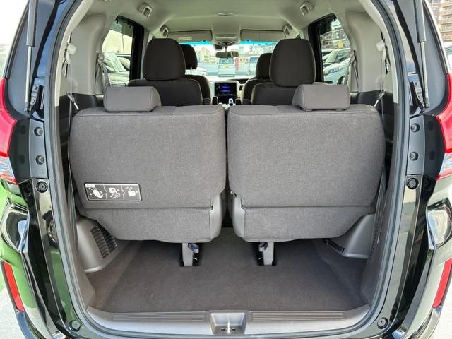 フリードハイブリッド ハイブリッド・Gホンダセンシング 純正9インチナビ CD DVD AM FM フルセグ Bluetooth バックカメラ ETC 両側電動パワースライドドア フルオートエアコン フロアマット ドアバイザー(18枚目)
