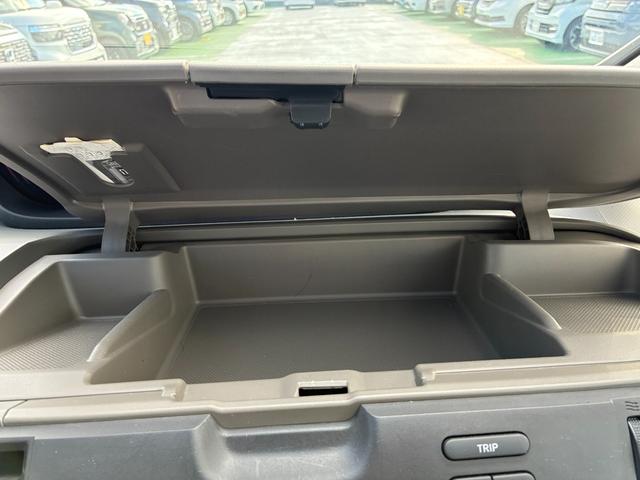 フリードハイブリッド ハイブリッド・Gホンダセンシング 純正9インチナビ CD DVD AM FM フルセグ Bluetooth バックカメラ ETC 両側電動パワースライドドア フルオートエアコン フロアマット ドアバイザー(25枚目)