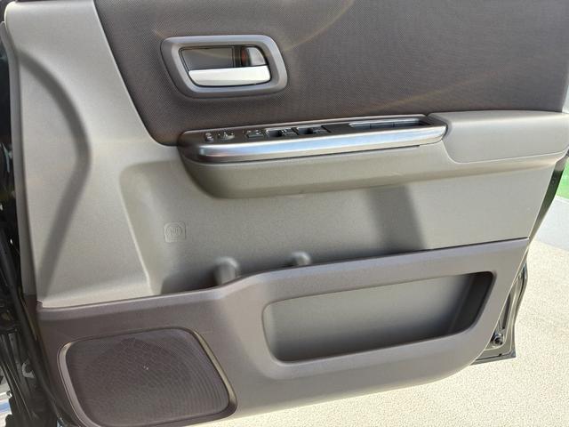 フリードハイブリッド ハイブリッド・Gホンダセンシング 純正9インチナビ CD DVD AM FM フルセグ Bluetooth バックカメラ ETC 両側電動パワースライドドア フルオートエアコン フロアマット ドアバイザー(34枚目)