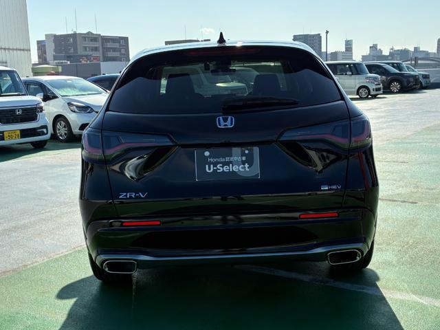 ＺＲ－Ｖ ｅ：ＨＥＶＺ　純正コネクトナビ　ＡＭ　ＦＭ　フルセグ　Ｂｌｕｅｔｏｏｔｈ　バックカメラ　マルチビューカメラ　フルオートエアコン　純正ドラレコ　ＥＴＣ　シートヒーター　パワーテールゲート　ステアリングヒーター（9枚目）