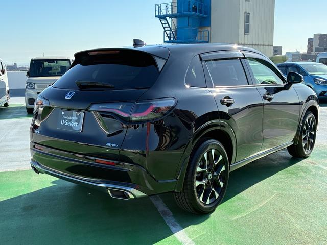 ＺＲ－Ｖ ｅ：ＨＥＶＺ　純正コネクトナビ　ＡＭ　ＦＭ　フルセグ　Ｂｌｕｅｔｏｏｔｈ　バックカメラ　マルチビューカメラ　フルオートエアコン　純正ドラレコ　ＥＴＣ　シートヒーター　パワーテールゲート　ステアリングヒーター（10枚目）