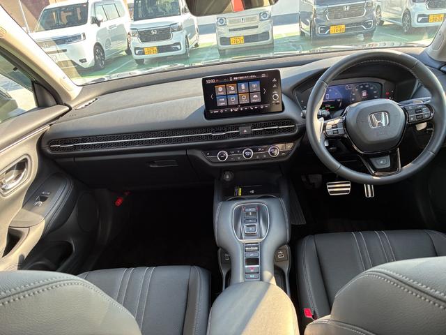 ＺＲ－Ｖ ｅ：ＨＥＶＺ　純正コネクトナビ　ＡＭ　ＦＭ　フルセグ　Ｂｌｕｅｔｏｏｔｈ　バックカメラ　マルチビューカメラ　フルオートエアコン　純正ドラレコ　ＥＴＣ　シートヒーター　パワーテールゲート　ステアリングヒーター（16枚目）